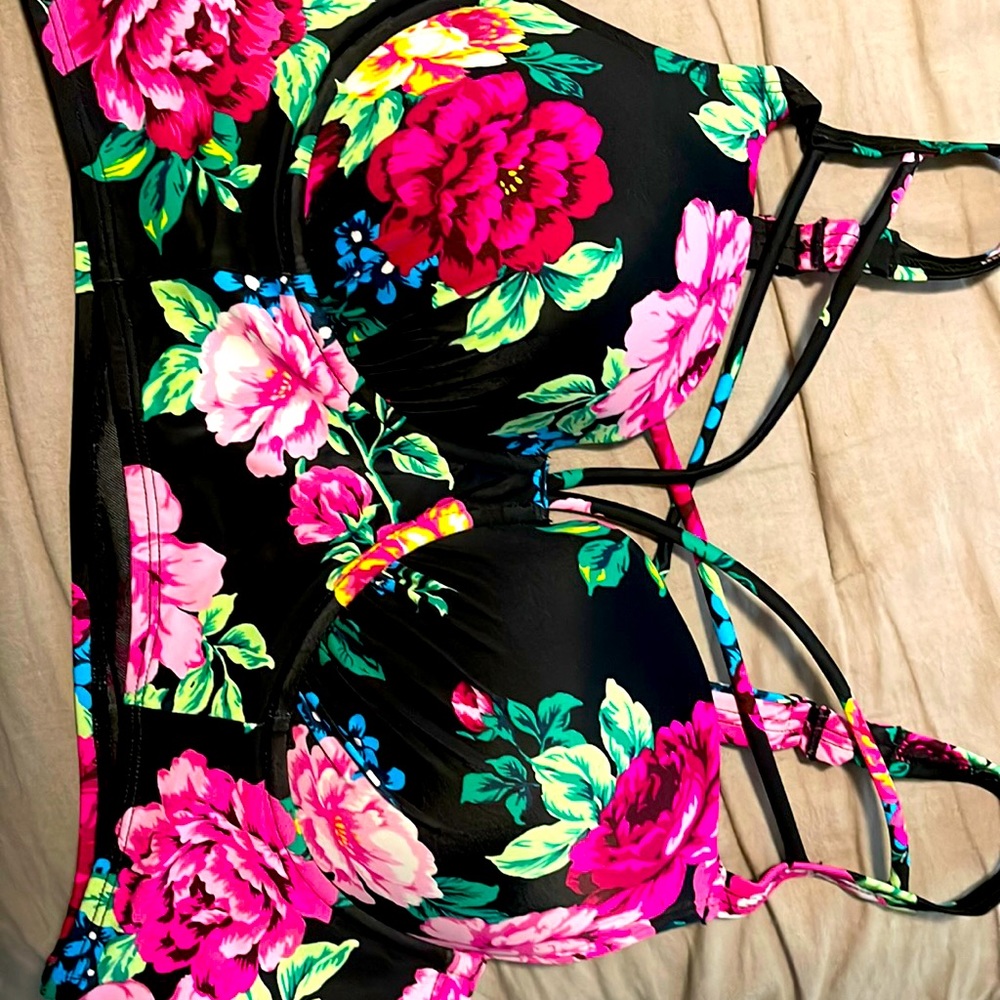 Brand new torrid bathing suit top